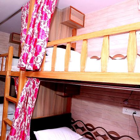 Delta Dormitory Mumbai Luaran gambar