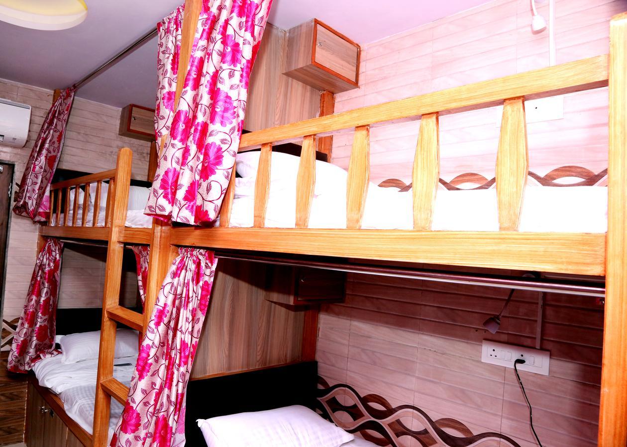 Delta Dormitory Mumbai Luaran gambar