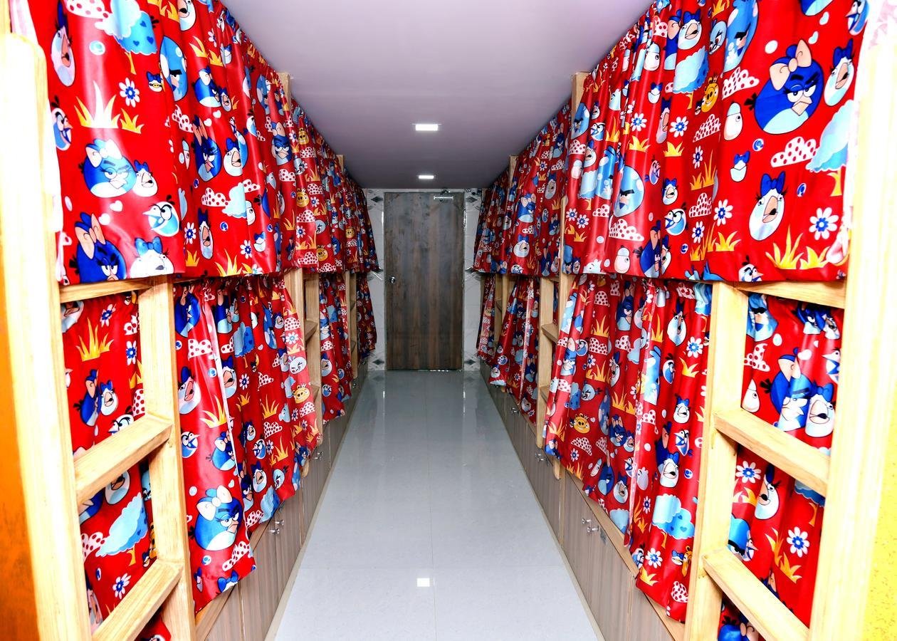 Delta Dormitory Mumbai Luaran gambar